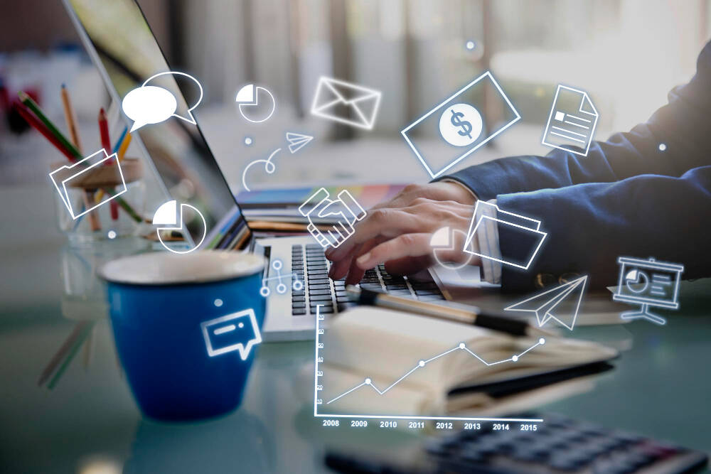 Digital Employee Experience: Everything You Need to Know